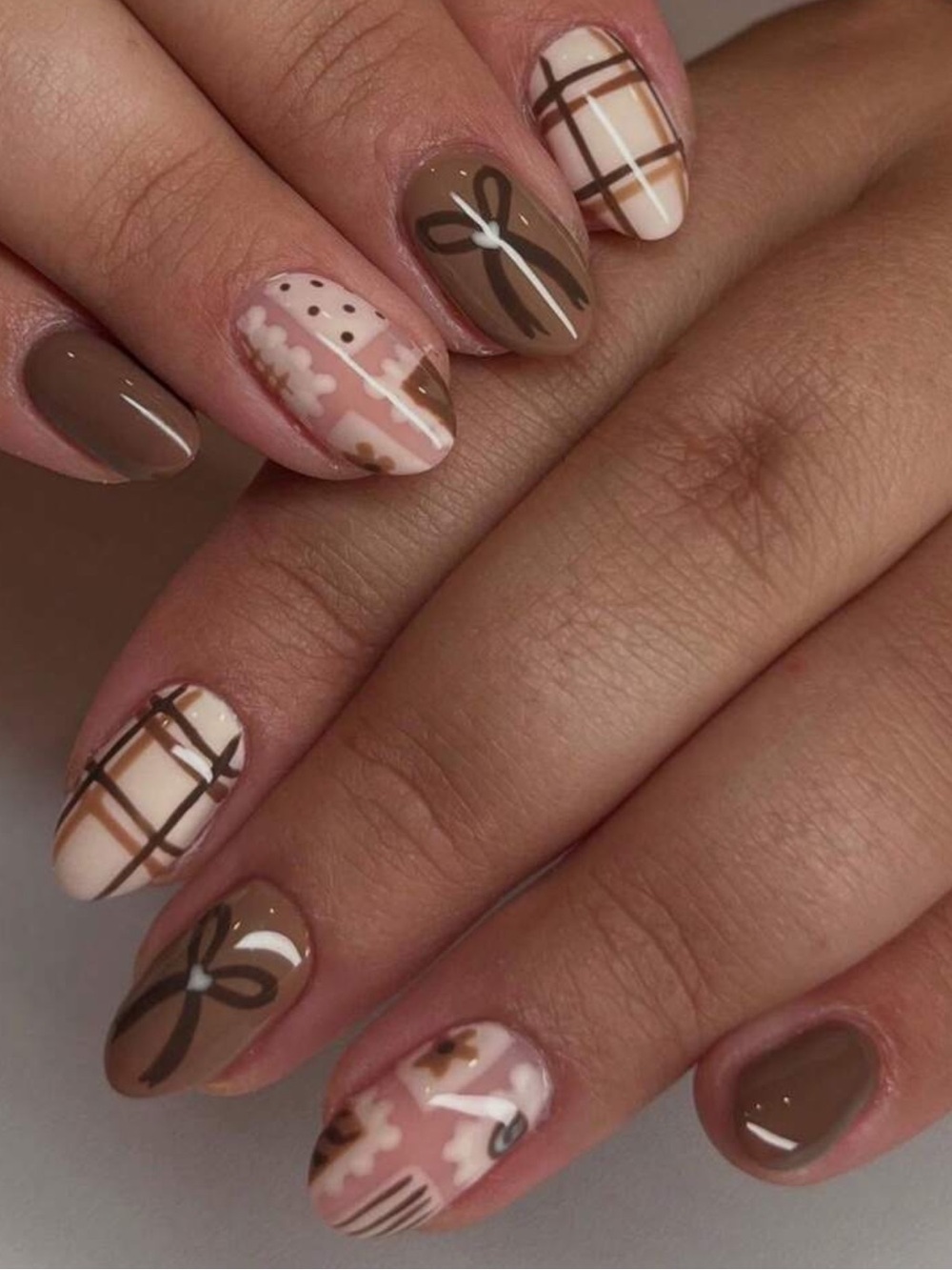 24pc Press On Nail Set from the Nail Bar 💅